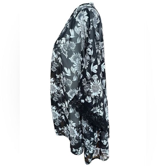 Papermoon designed Exclusively for Stitch Fix black/white kimono style top sz S - Picture 4 of 6